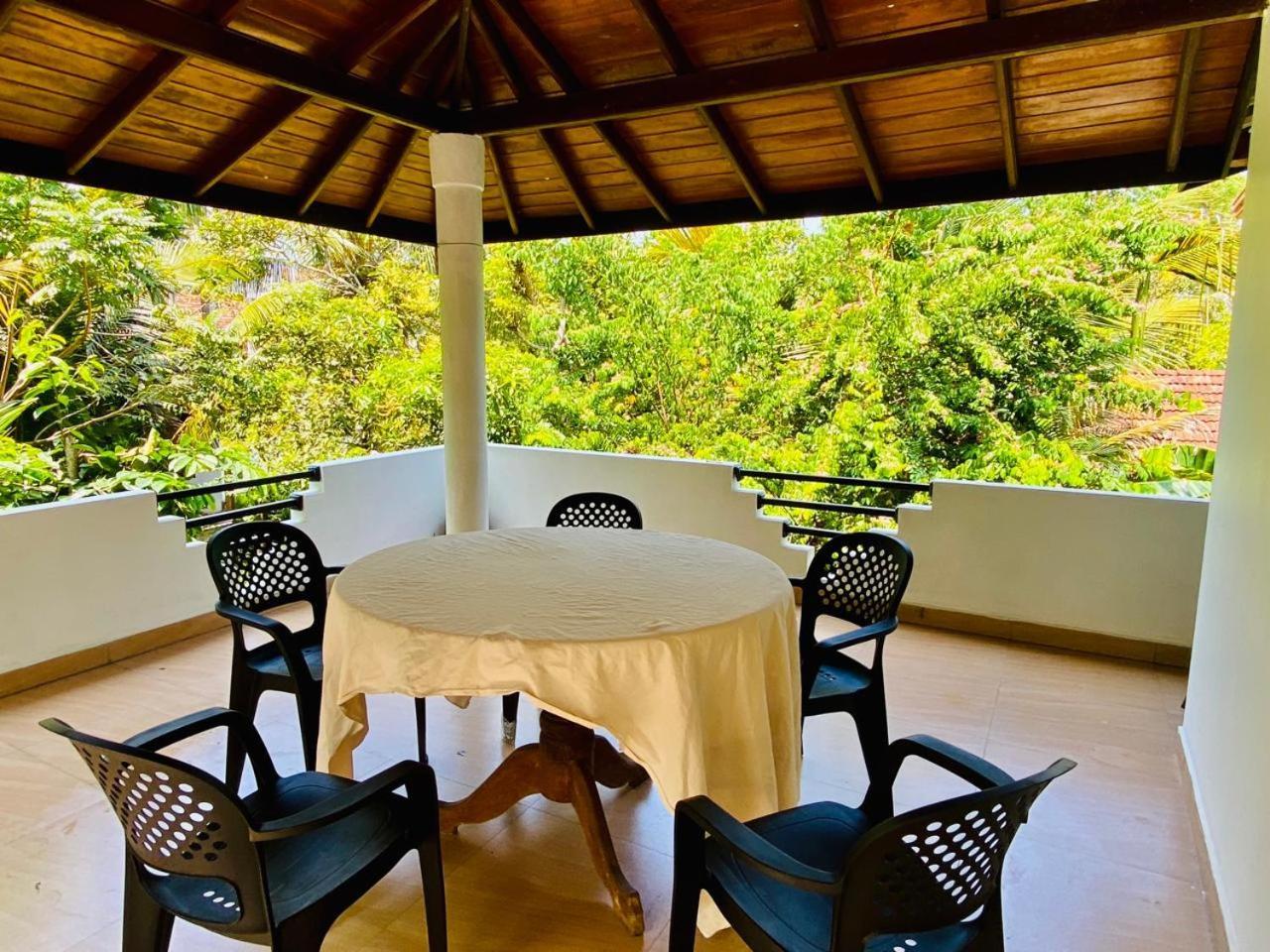 Villa Heaven Хиккадува Экстерьер фото